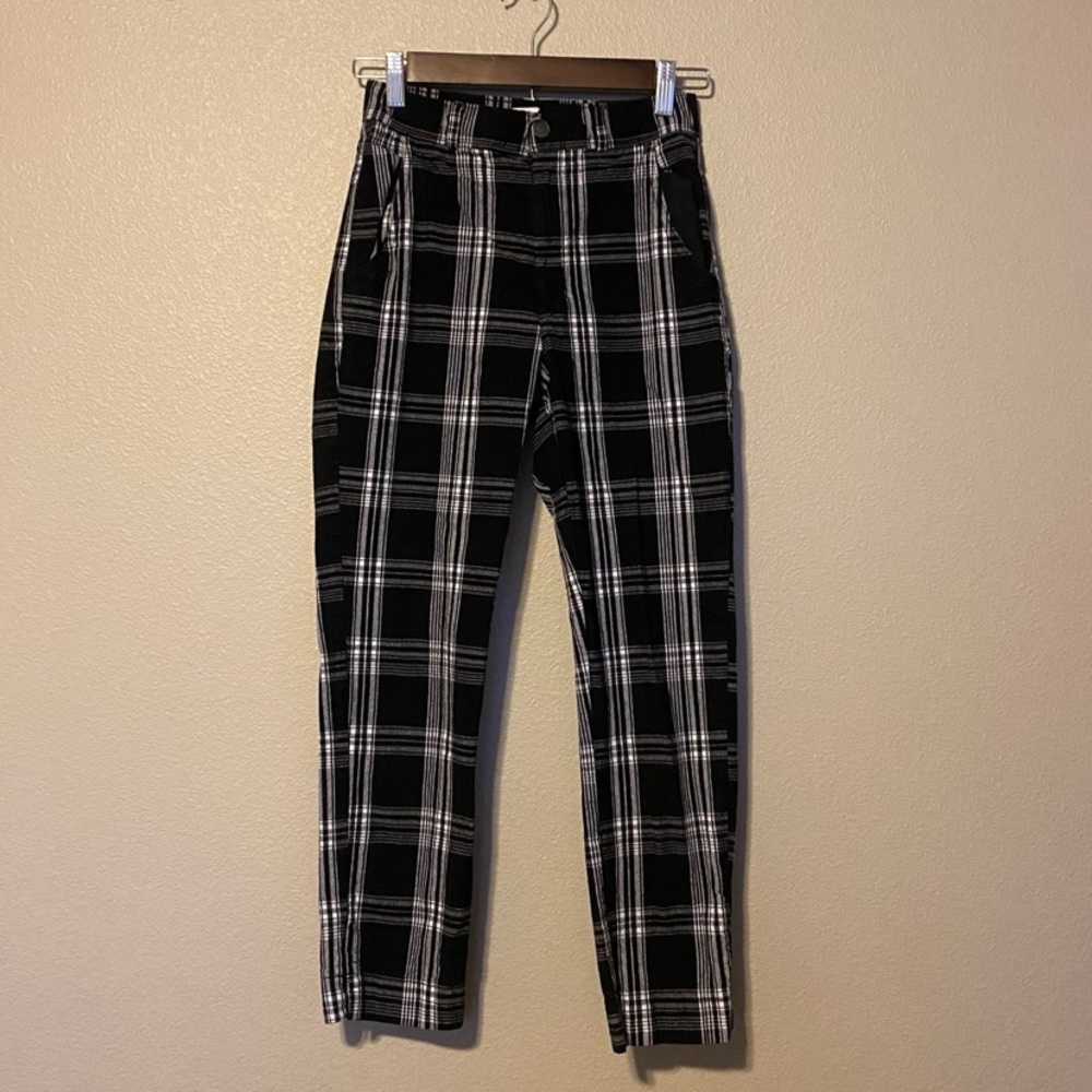 Hollister XS Black & White Hi-Rise Plaid Pants